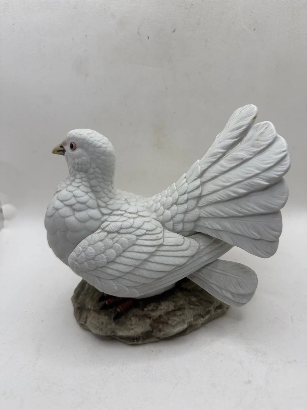 Vtg Andrea Sadek Fan Tail Dove Porcelain Figurine White Bird Statue Collectible